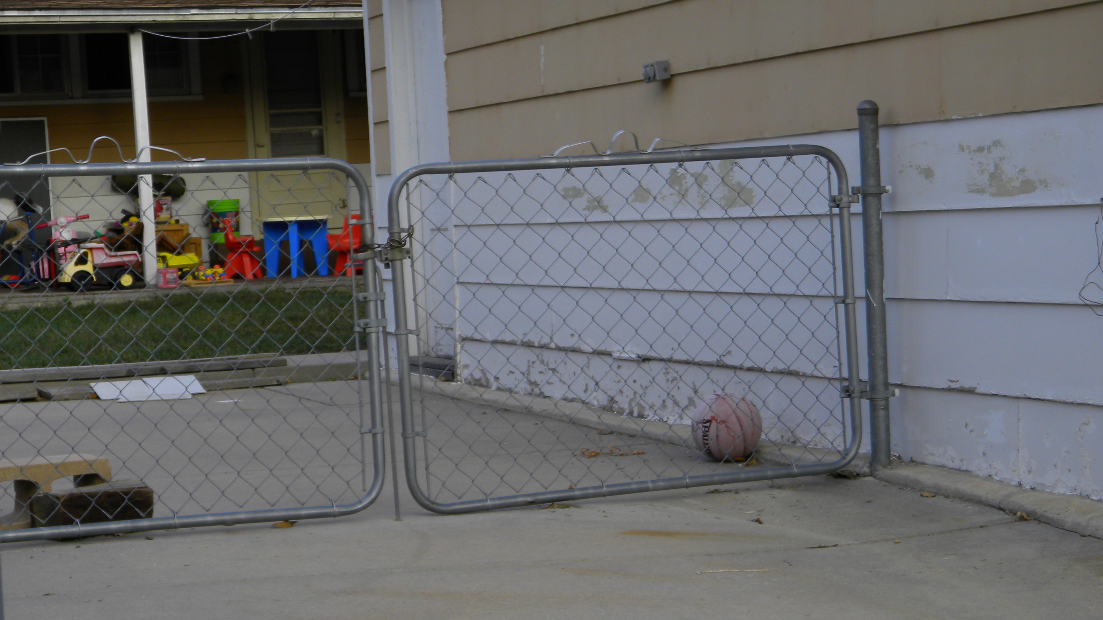 Dangers of Lead Paint in Older Homes